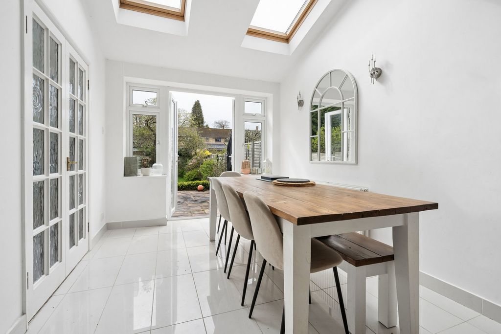 Property photo 3 of 17