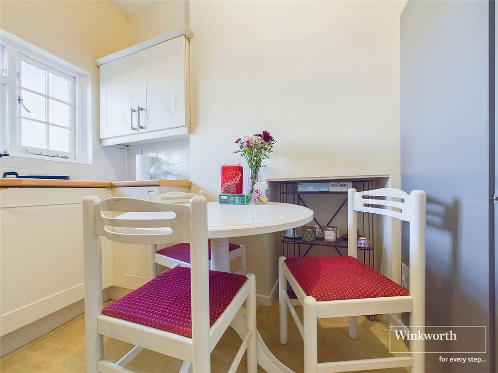 Property photo 3 of 9 Picture No. 04