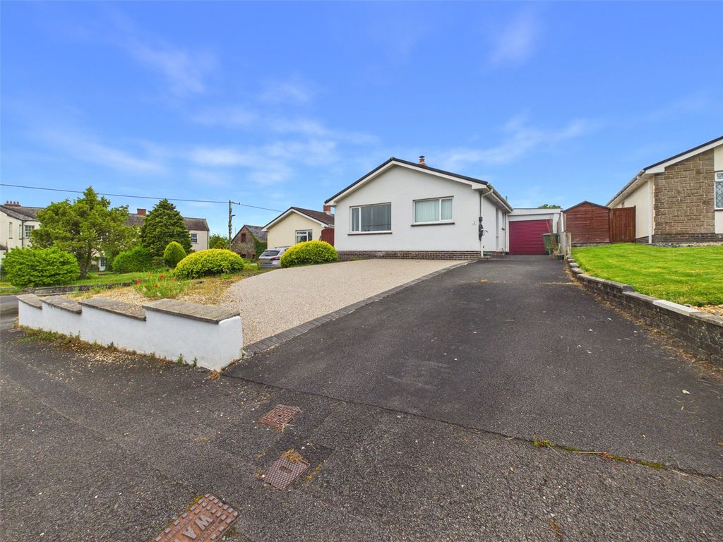 Property photo 1 of 22 Picture No. 05
