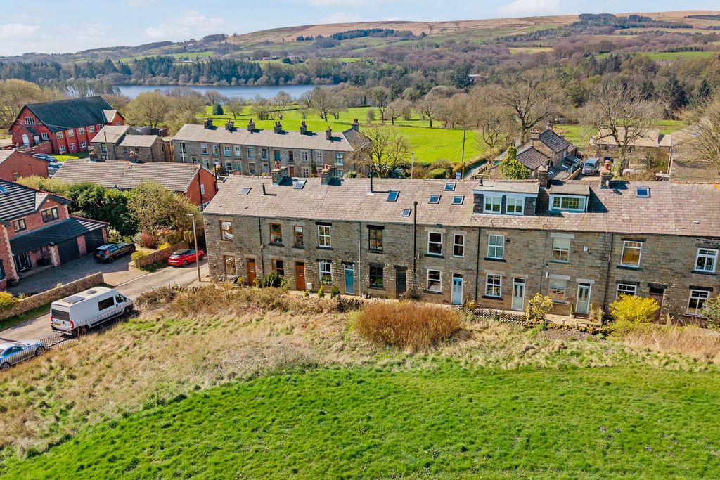 Property photo 1 of 30 Photograph 1