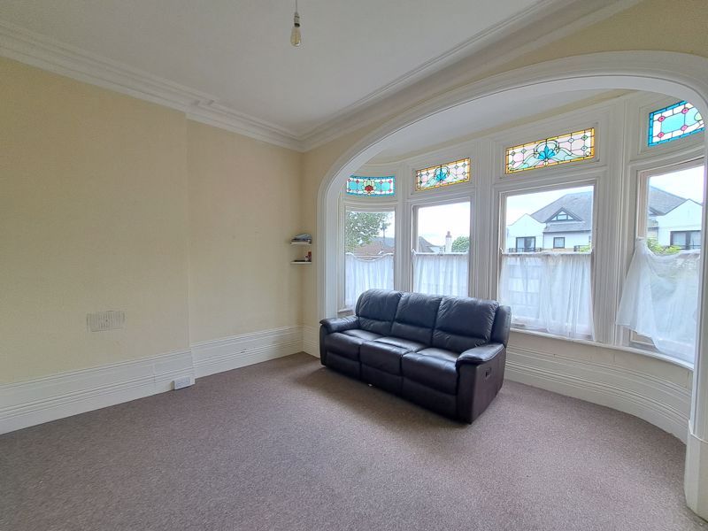 Property photo 2 of 5 Lounge