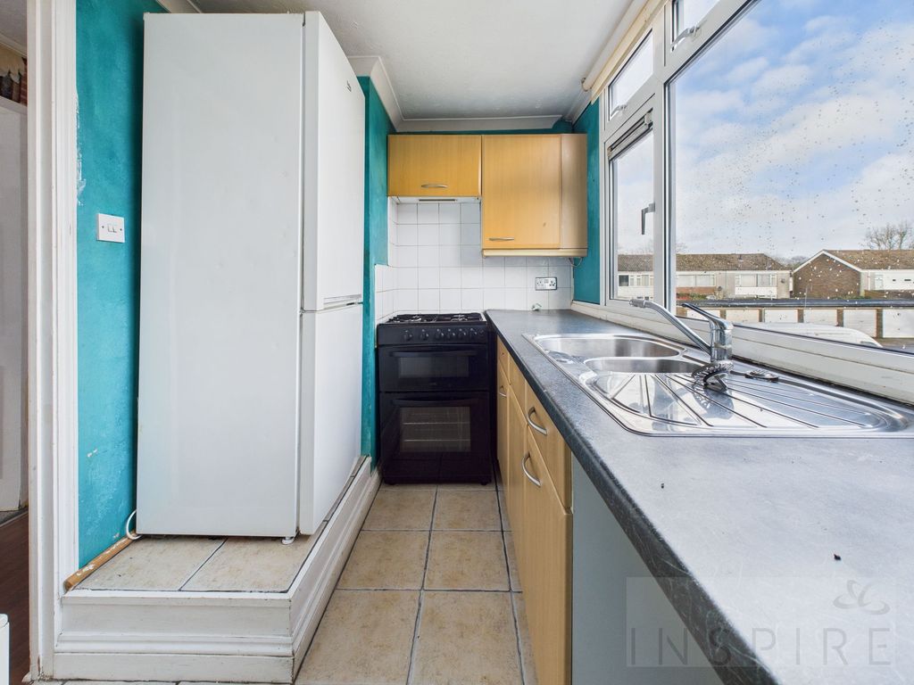 Property photo 3 of 14