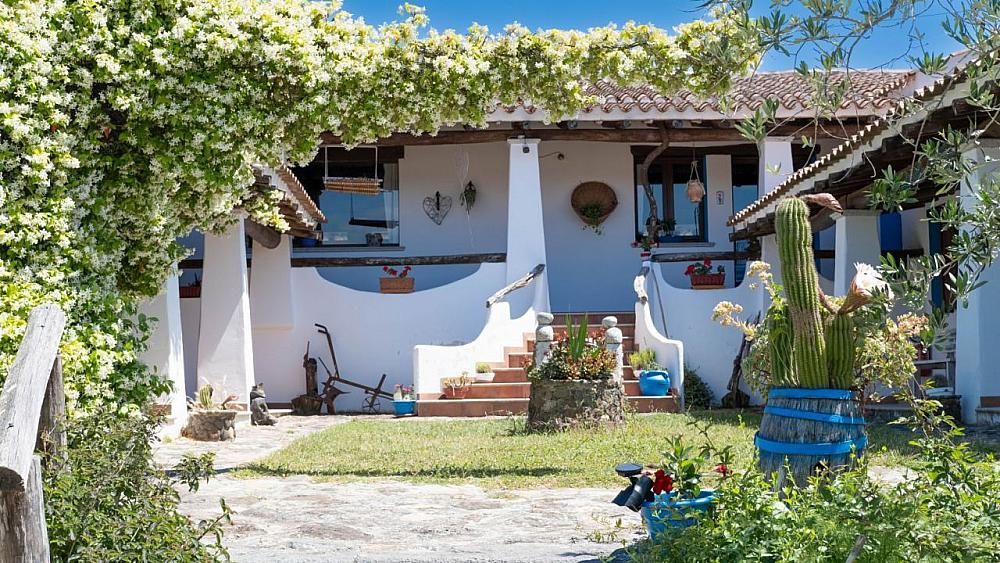 Property photo 2 of 15