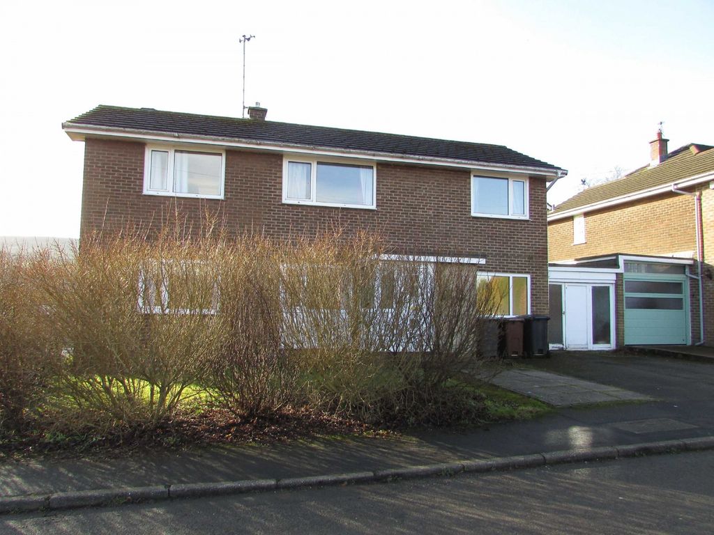 Property photo 1 of 11 (Main)