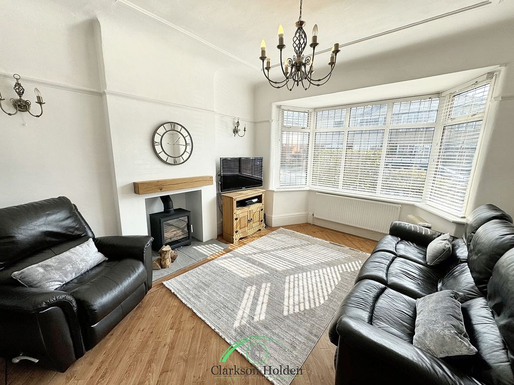 Property photo 2 of 44