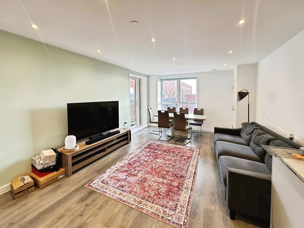 Property photo 3 of 12