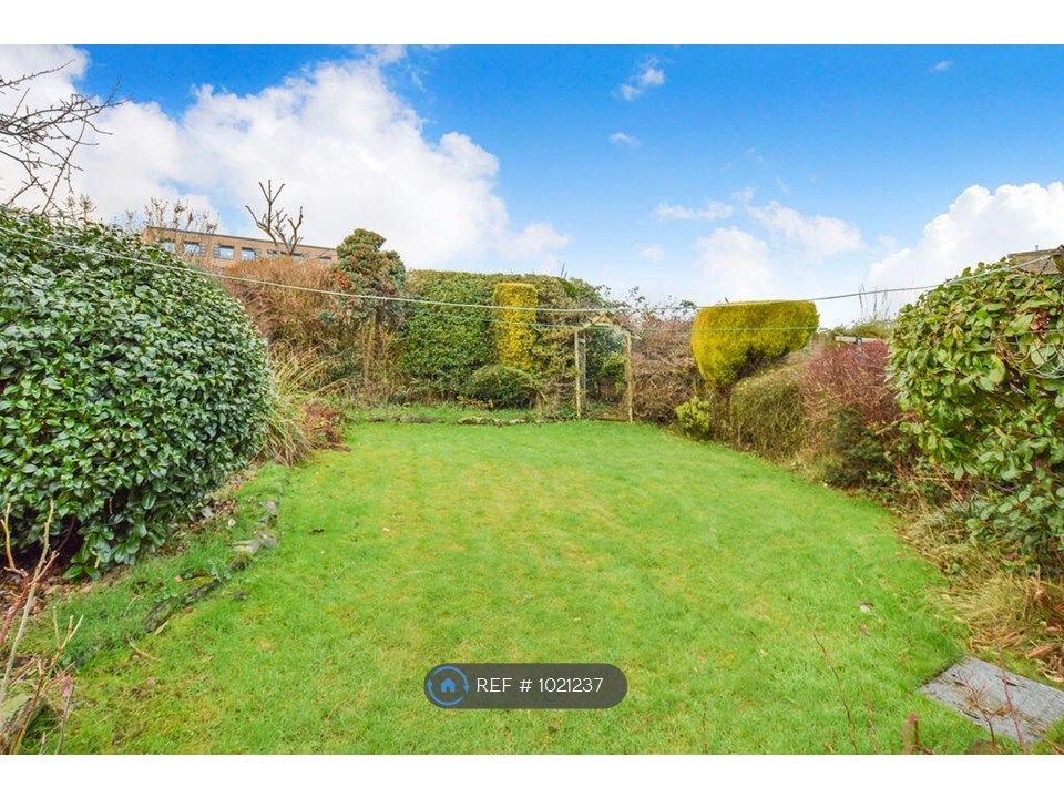 Property photo 3 of 4