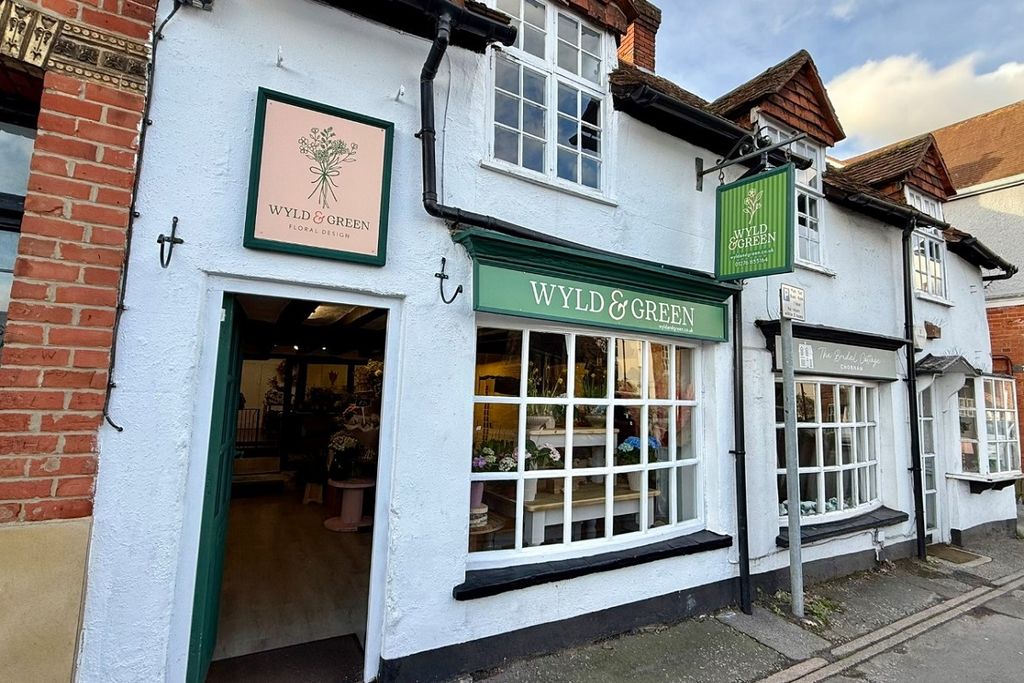 Property photo 1 of 7