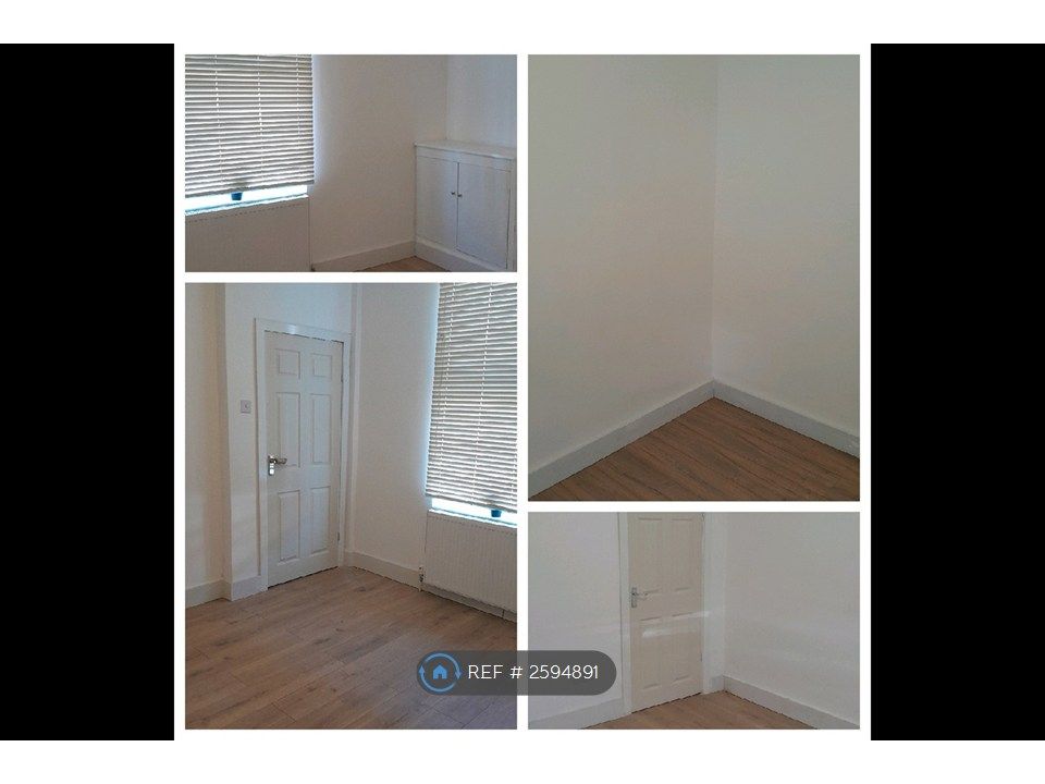 Property photo 2 of 9 Lounge