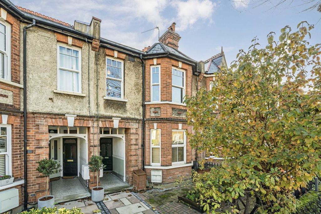 Property photo 1 of 9