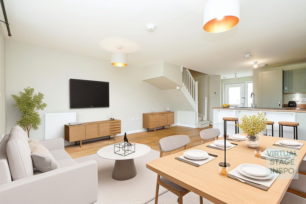 Property photo 3 of 16 Photo 7