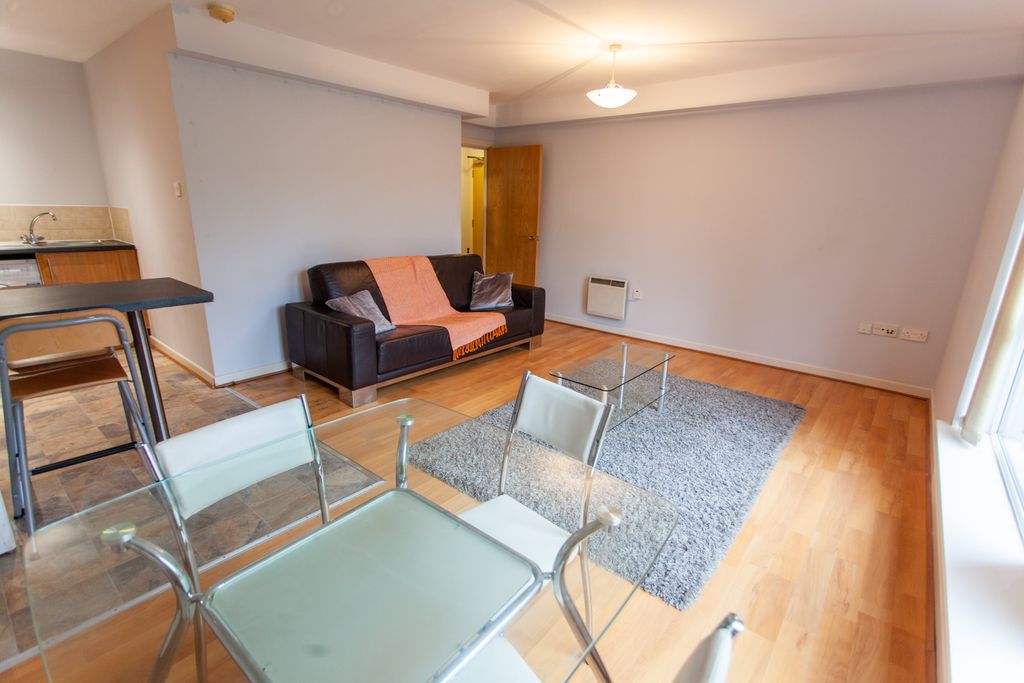 Property photo 2 of 7 Img_8433