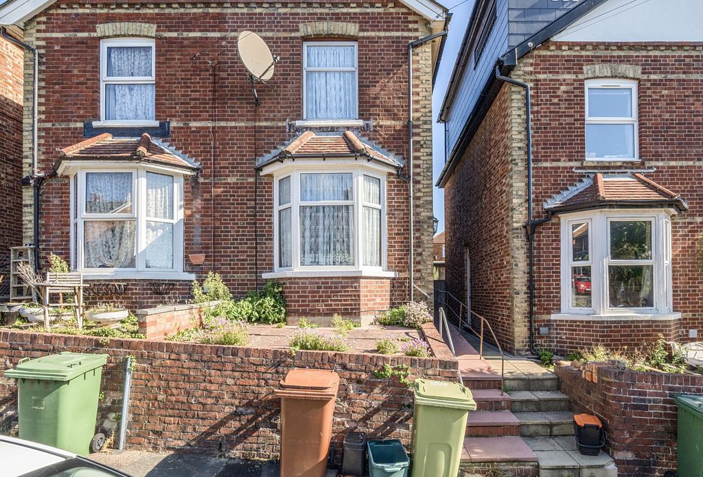 Property photo 1 of 18 1349047-23-68Baab...