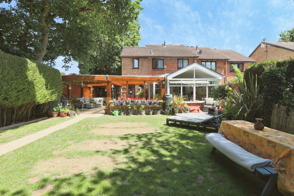 Property photo 2 of 22