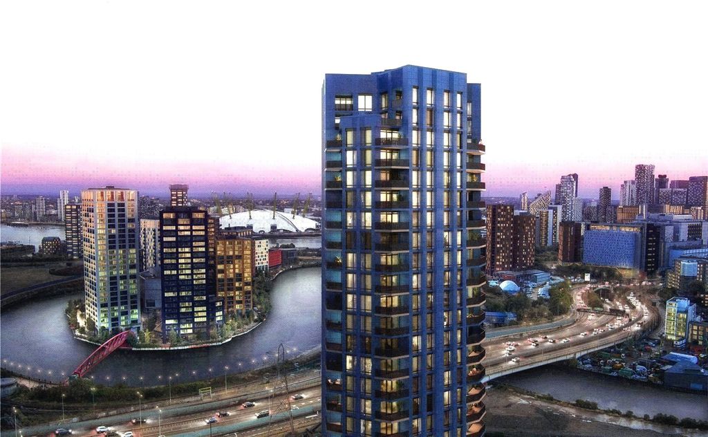 Property photo 1 of 13 Cerulean Quarter