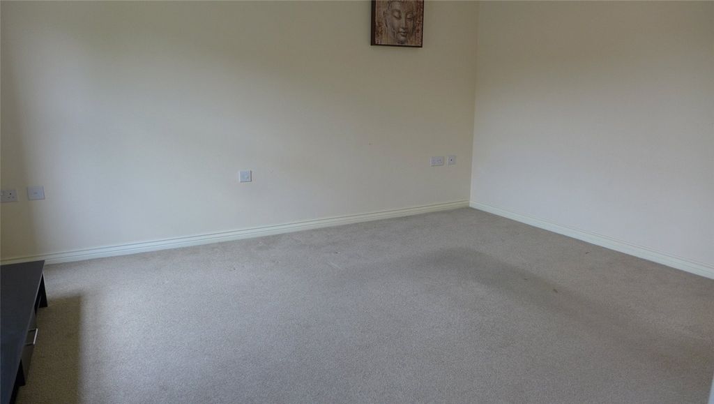 Property photo 3 of 11 Picture No. 13