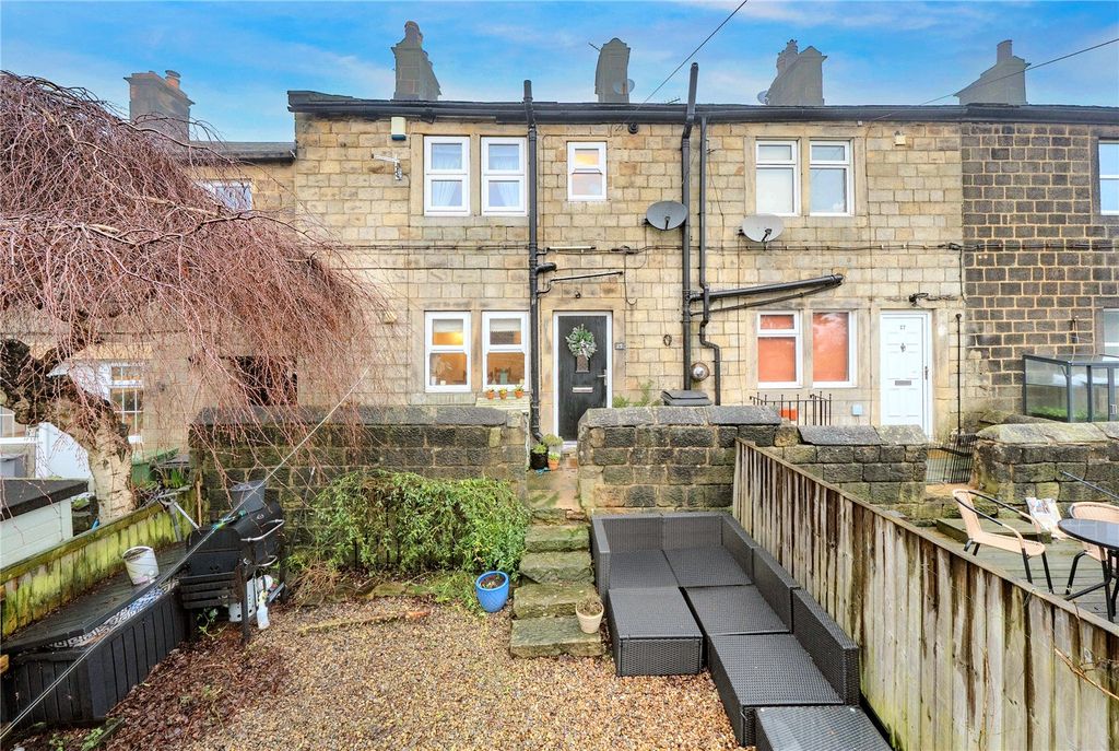 Property photo 1 of 15 Front