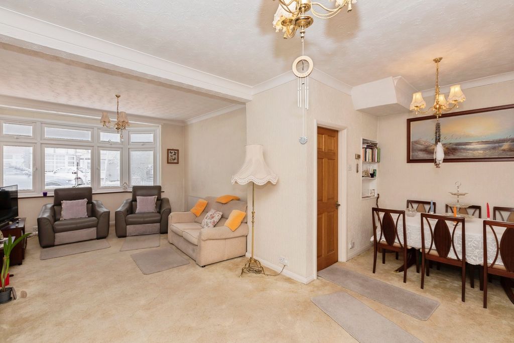Property photo 2 of 26 Pbox-Img.Jpg