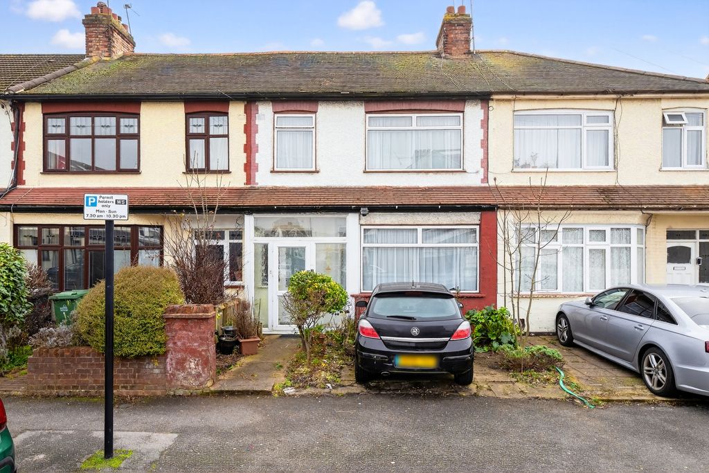 Property photo 1 of 18 Front View