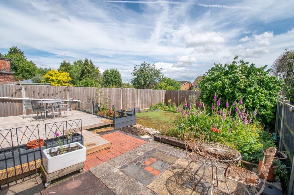 Property photo 3 of 16