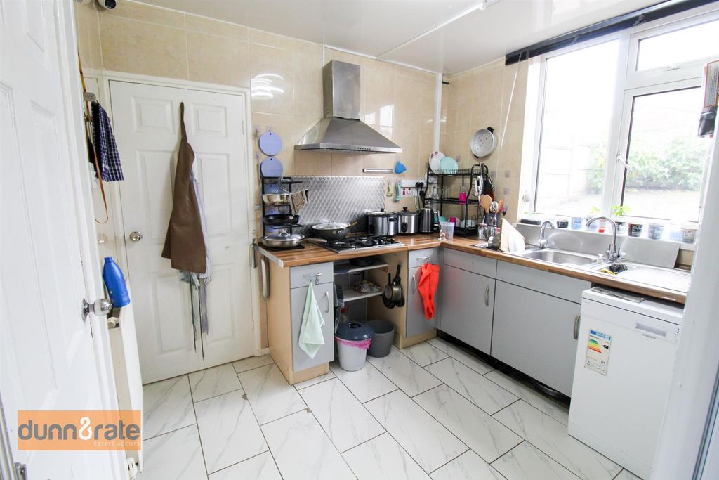 Property photo 3 of 14 Img_1132.Jpg