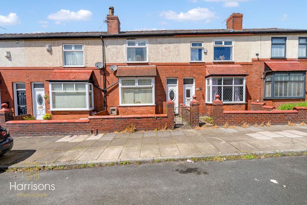 Property photo 1 of 18 4998090