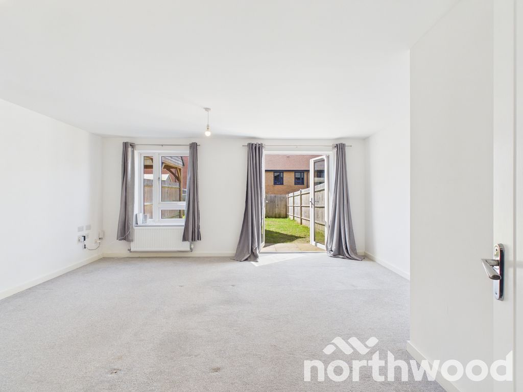 Property photo 3 of 32