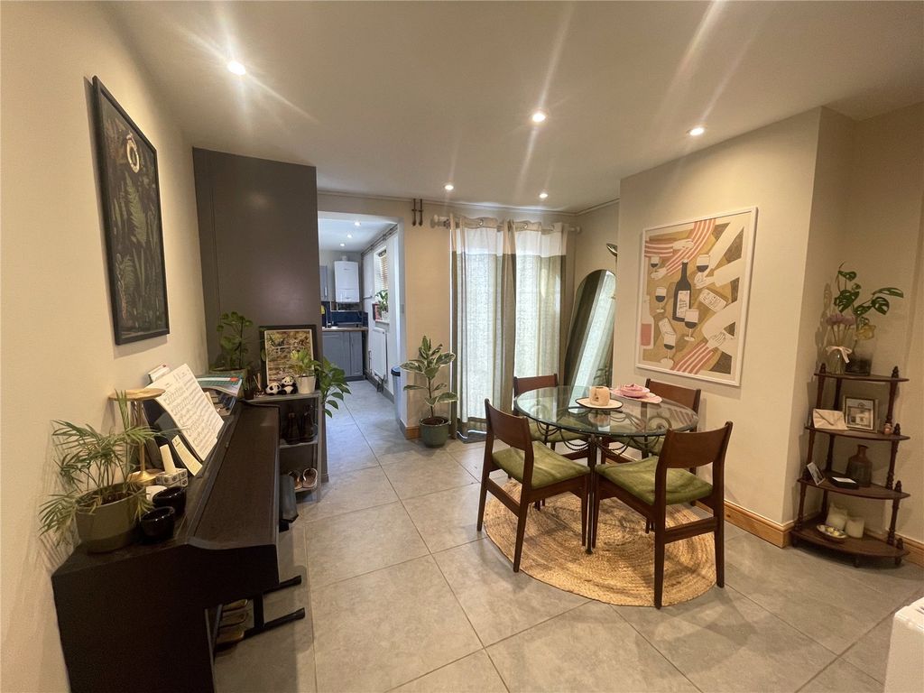 Property photo 2 of 16 Reception Room