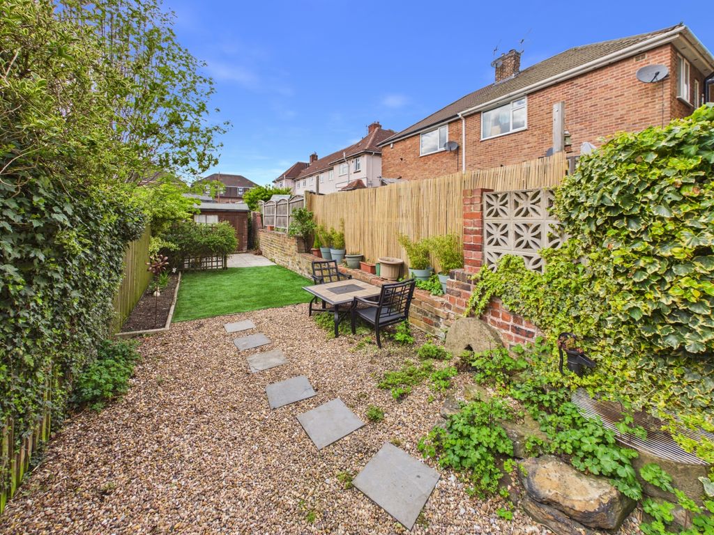 Property photo 2 of 19 Cam04789G0-Pr0058-Still017