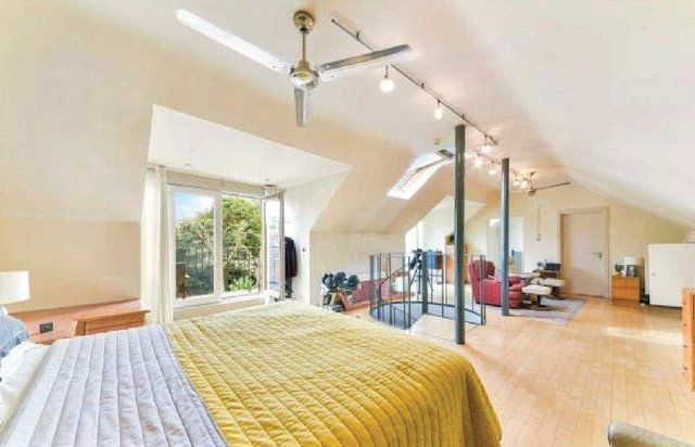 Property photo 2 of 16 Picture No. 04