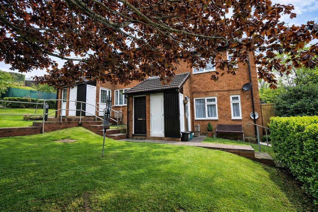 Property photo 1 of 13 Chatgpt Image Feb 20, 2026, 11_57_10 Am.Png