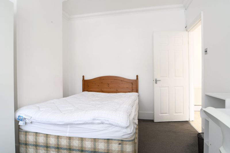 Property photo 2 of 8 Photo 7