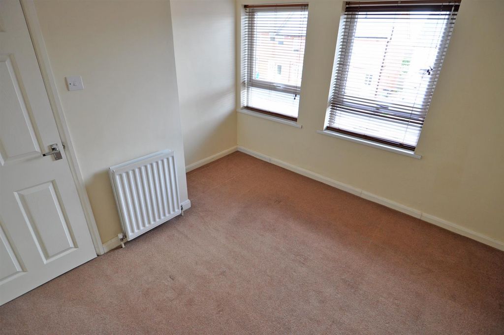 Property photo 3 of 10 Picture 3