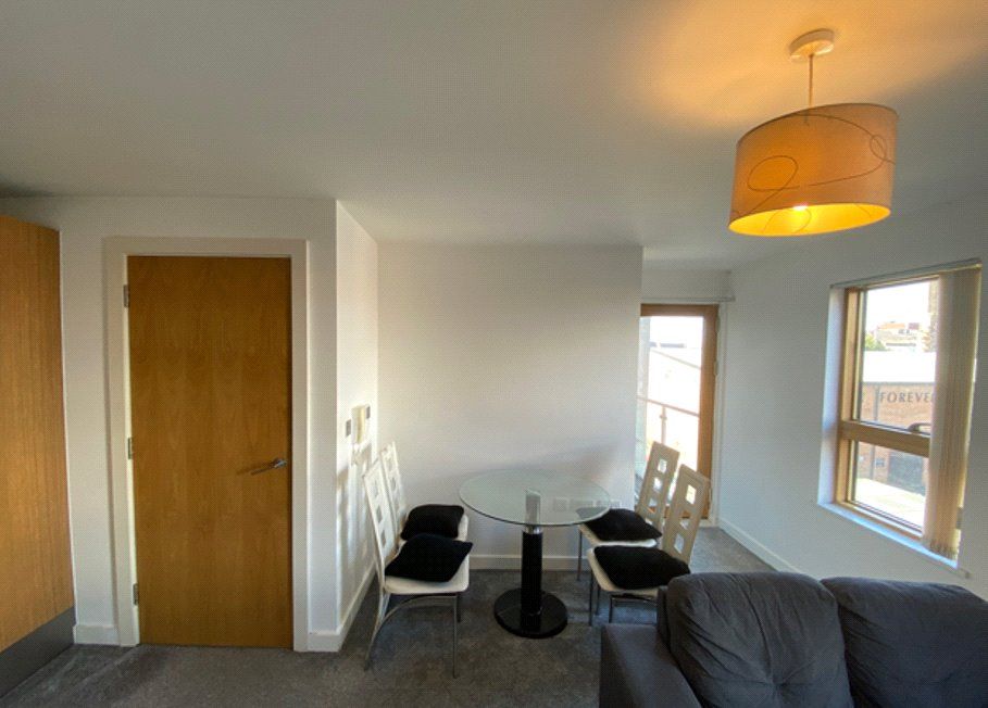 Property photo 2 of 8 3