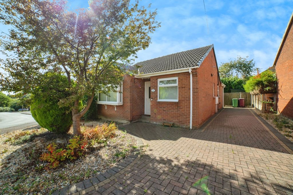 Property photo 2 of 17 Photo