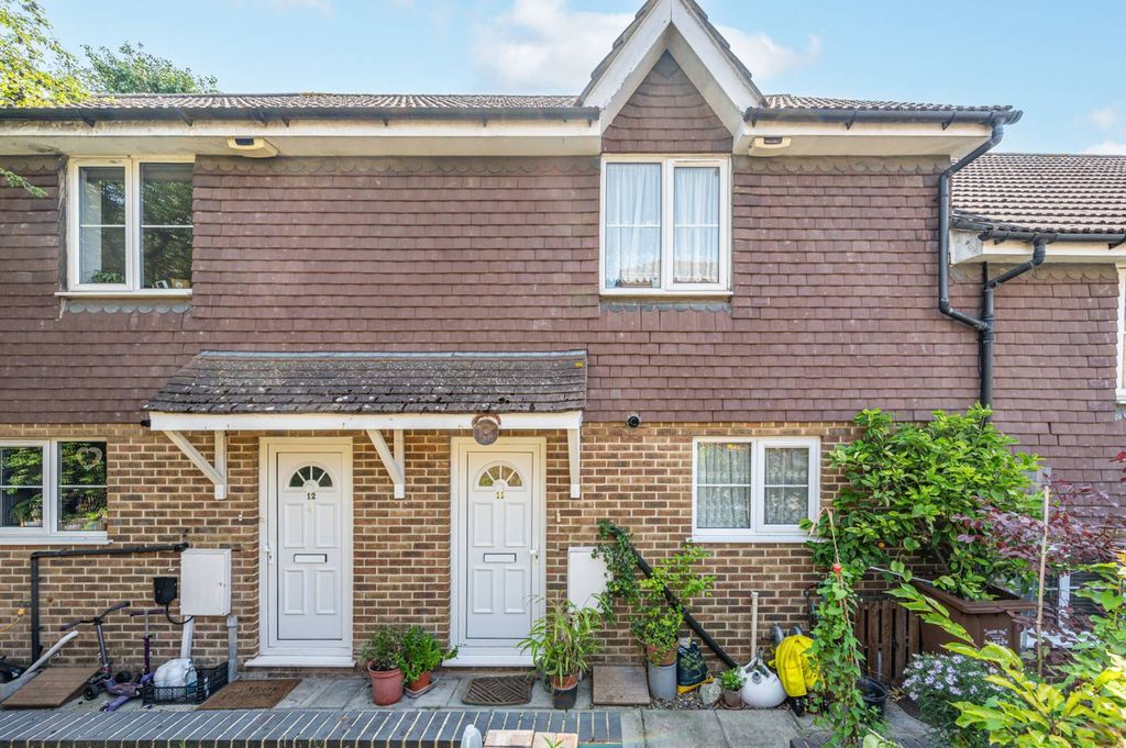 Property photo 1 of 6