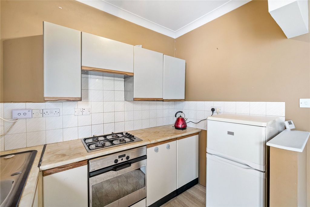 Property photo 3 of 13 Picture No. 15