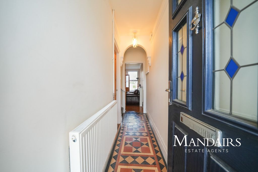 Property photo 3 of 21