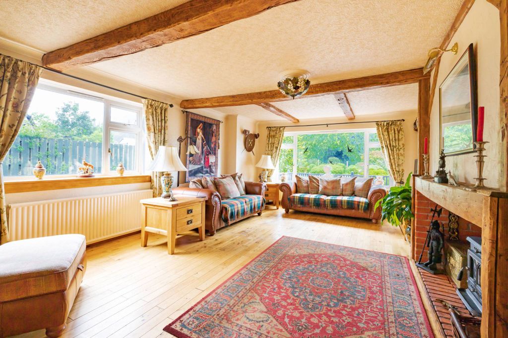 Property photo 2 of 26