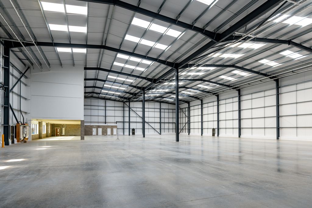 Property photo 3 of 26 Unit4 - Neon Knowsley Web Res - Photos.Co.uk -7878