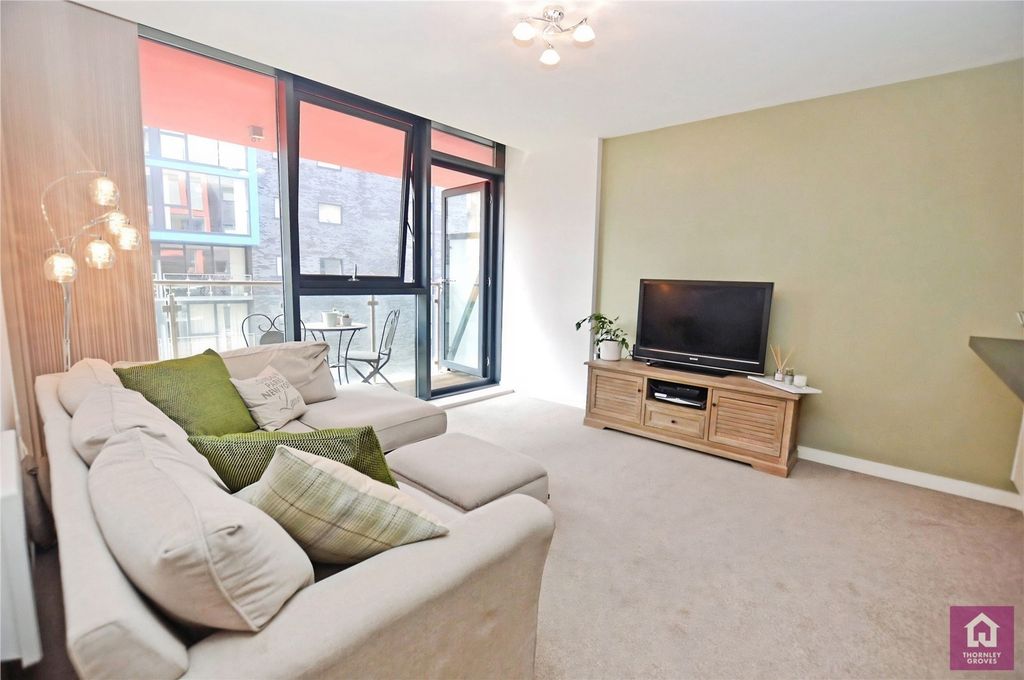 Property photo 1 of 14 Pbox-Img.Jpg