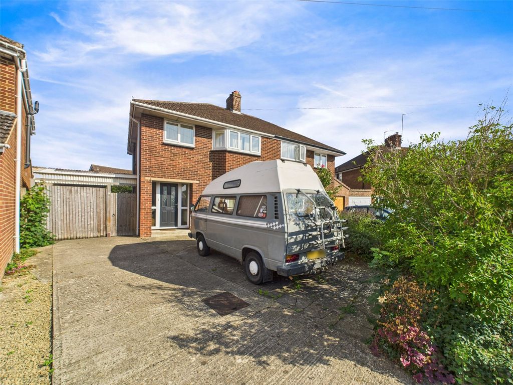 Property photo 1 of 12 Picture No. 01