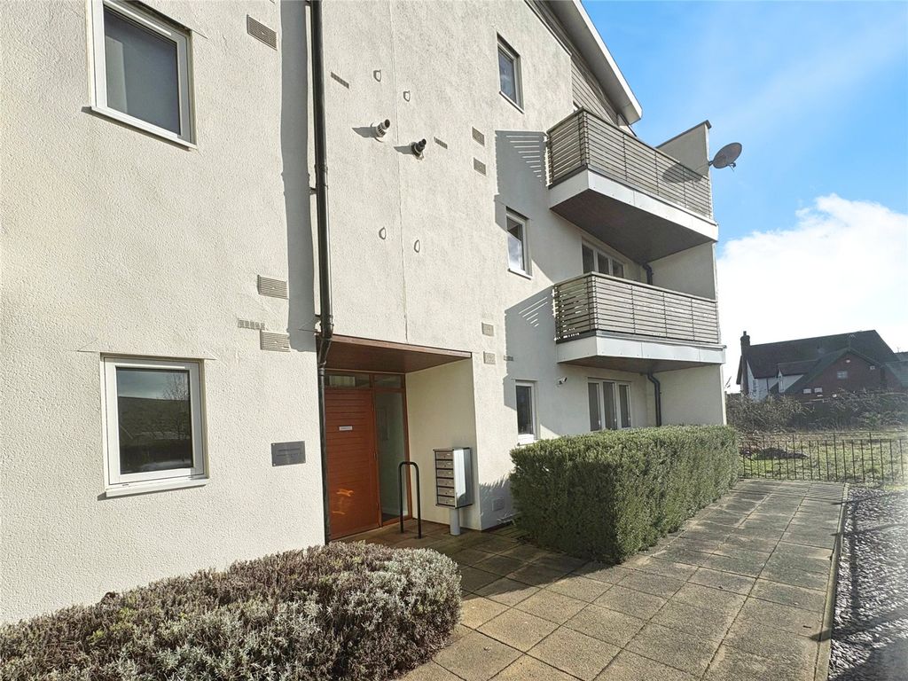 Property photo 2 of 13 Picture No. 03