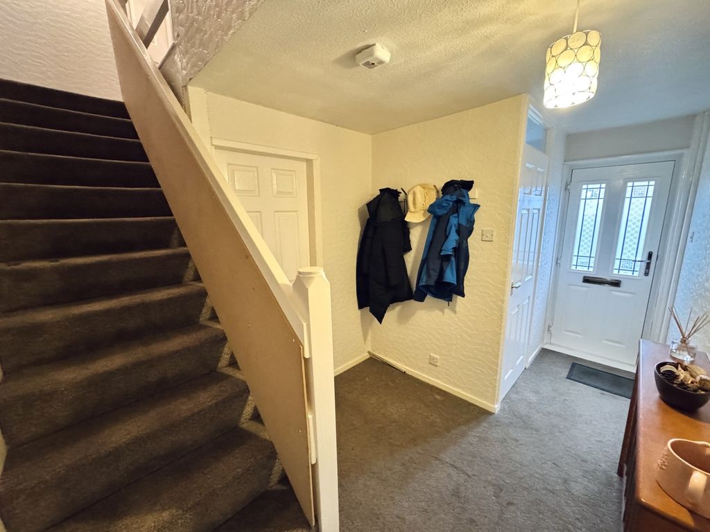 Property photo 3 of 21 Img_2895