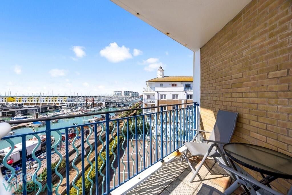 Property photo 2 of 27 4551531