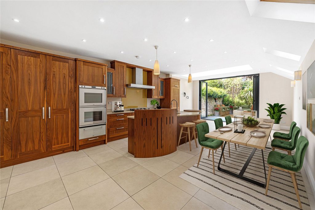 Property photo 2 of 17 Picture No. 21