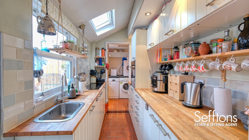 Property photo 3 of 34 Dscf8403_12