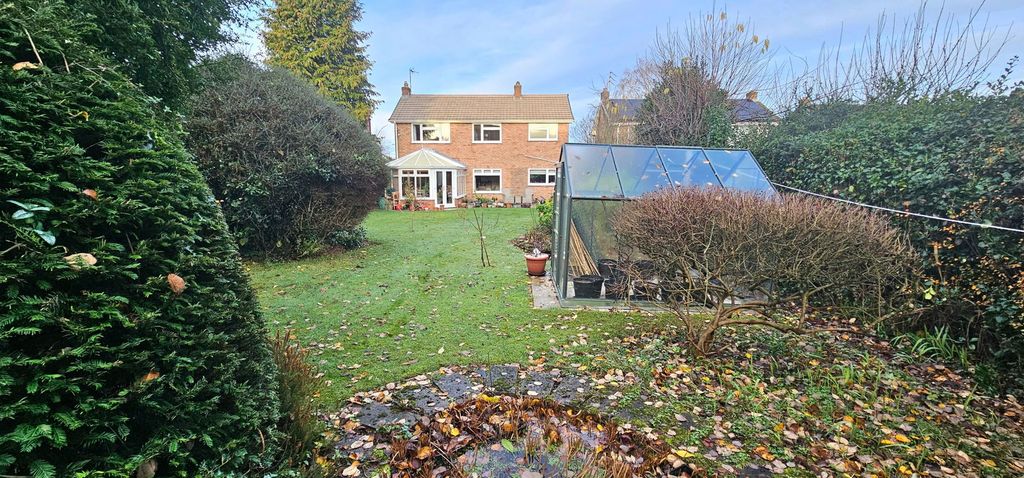 Property photo 2 of 11