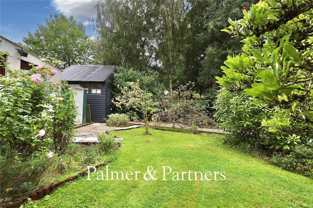 Property photo 2 of 28 Picture No. 03