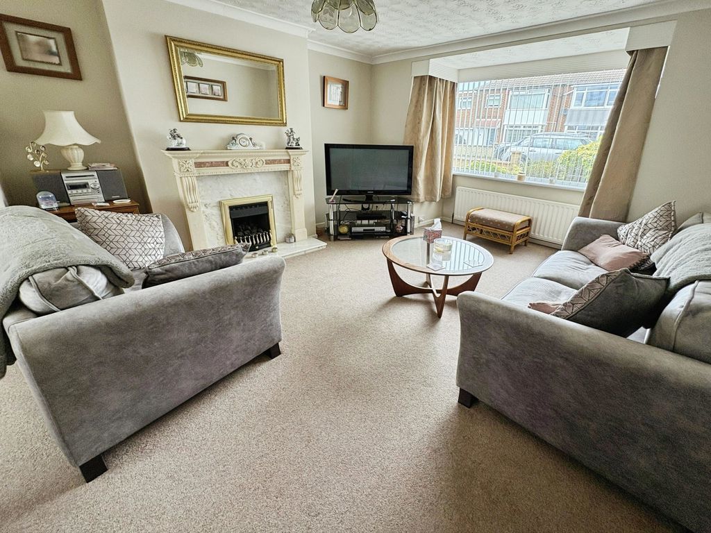 Property photo 2 of 18 Photo 11